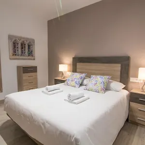 tuguest-station-2-apartment.es-andalucia.com/